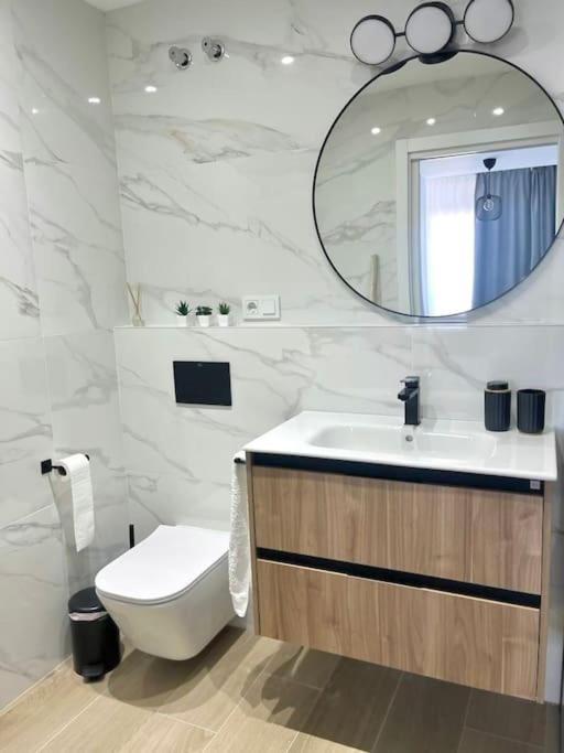 شقة Luxury Views Downtown لقنت المظهر الخارجي الصورة